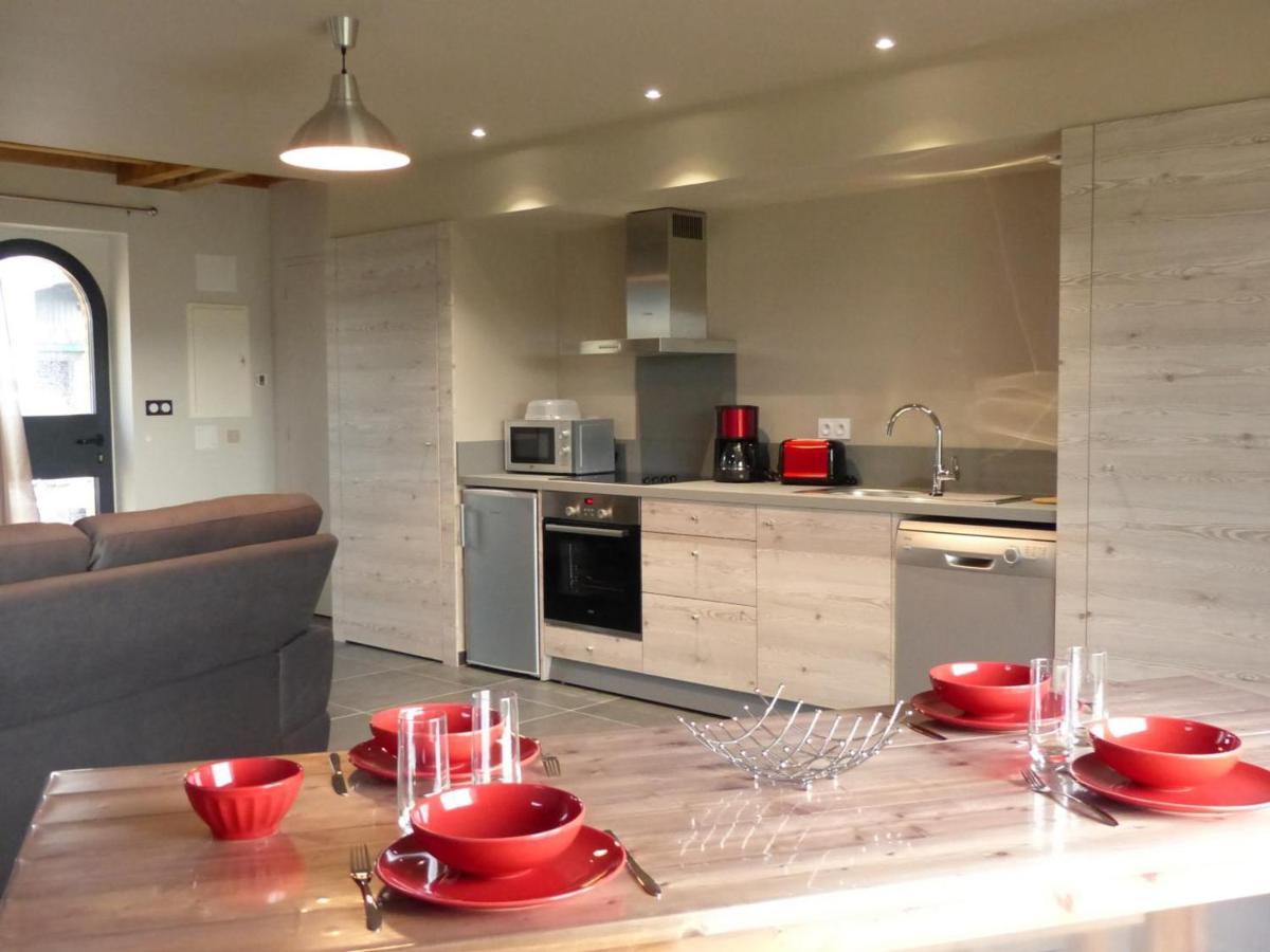Gite Renove Avec Terrasse, Poele A Bois Et Wifi A Chapeau - Fr-1-489-79 Eksteriør bilde