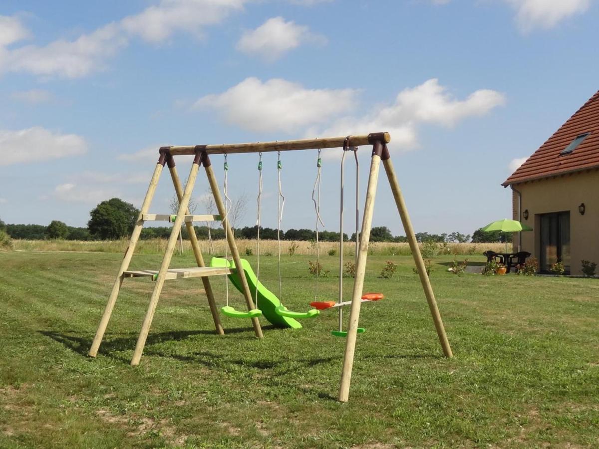 Gite Renove Avec Terrasse, Poele A Bois Et Wifi A Chapeau - Fr-1-489-79 Eksteriør bilde